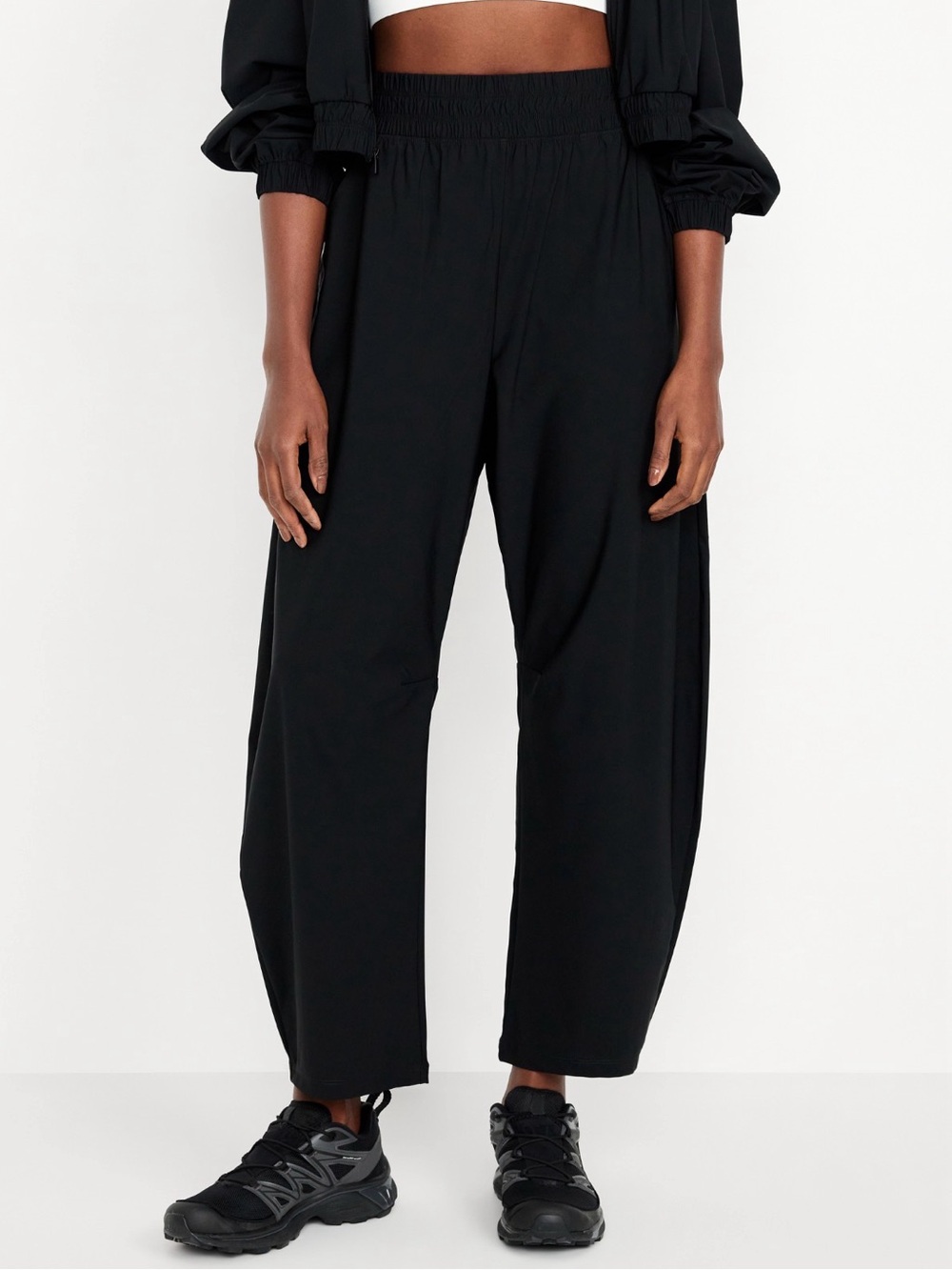 Old Navy High-waisted SleekTech Barrel ankle pants black